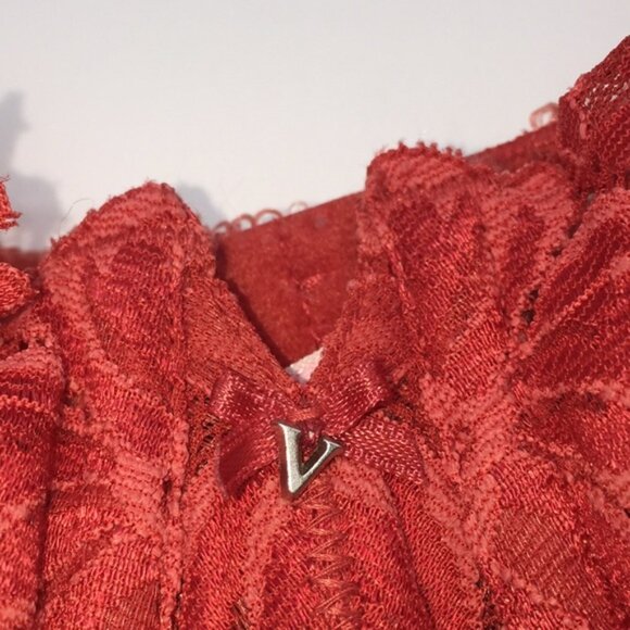 Victoria’s Secret Red Floral Lace Bra Size 34C - Picture 10 of 13
